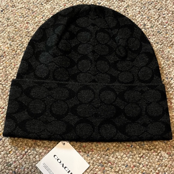 🎉 HP 🎉 🆕 Coach Signature Knit Beanie - Picture 6 of 8